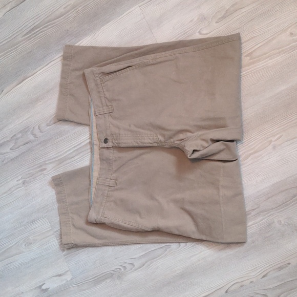 Tan Columbia 38x 32 work pants - Picture 2 of 14